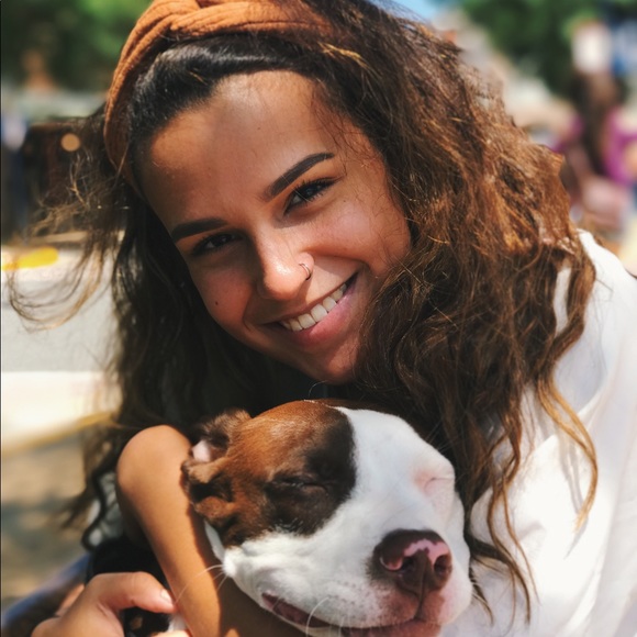 Meet your Posher, Becca - Picture 1 of 1