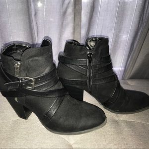 Black ankle booties