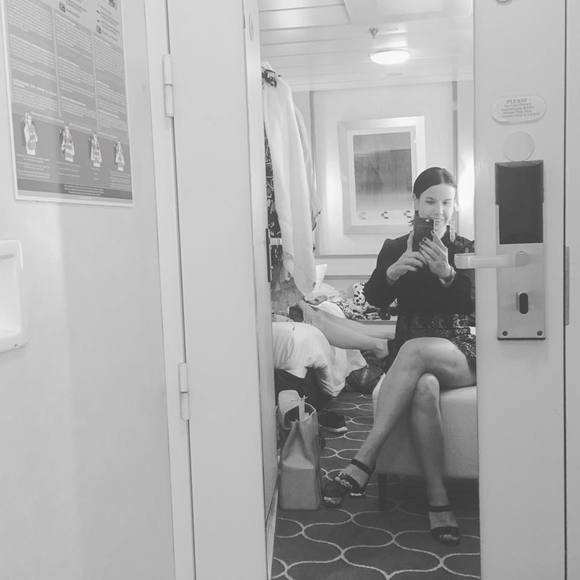 Meet your Posher, Michelle - Picture 2 of 2