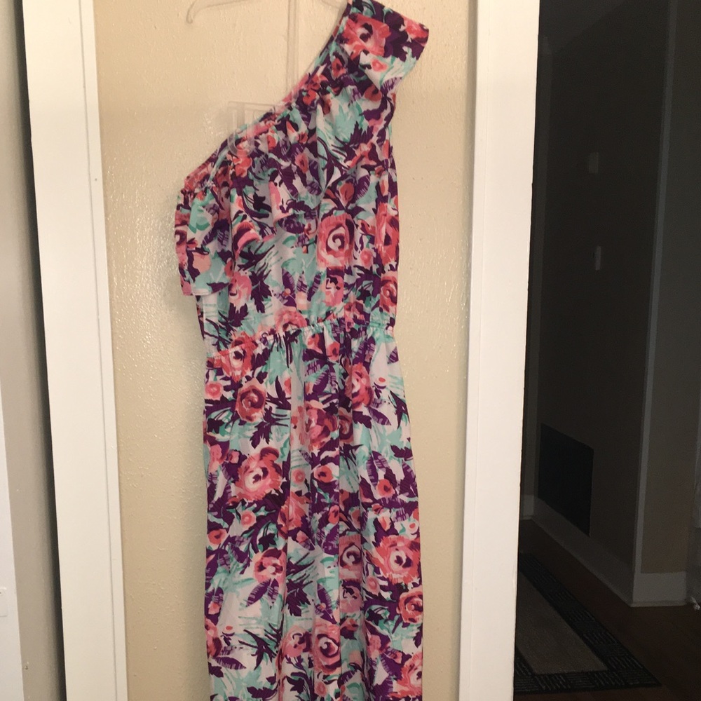 One Shoulder Dress!