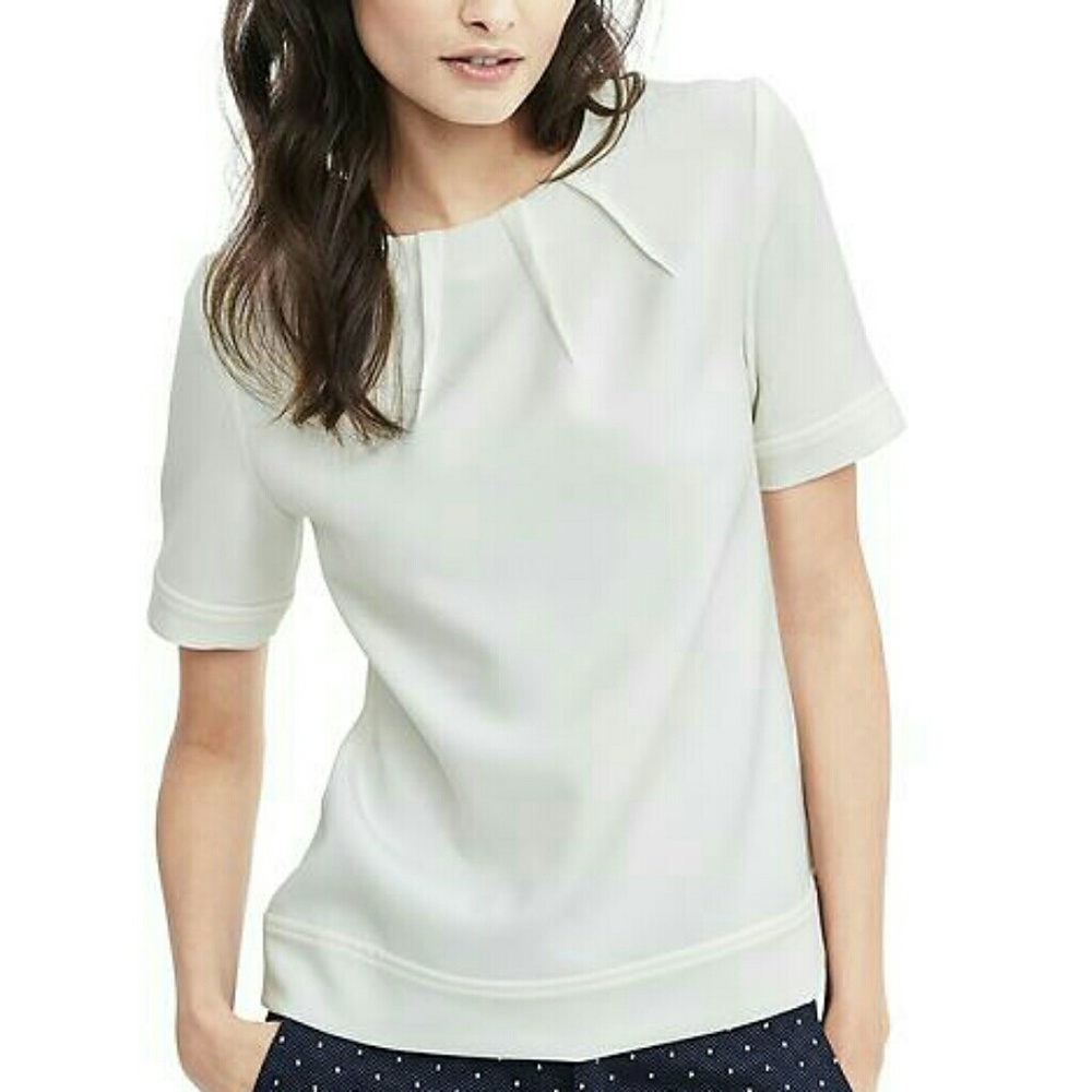Banana Republic Short-sleeve Darted Neckline