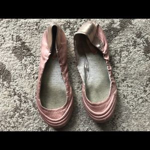 Zara flats