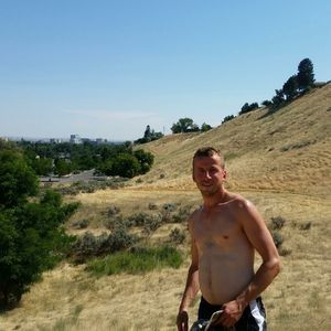 Meet your Posher, Edin