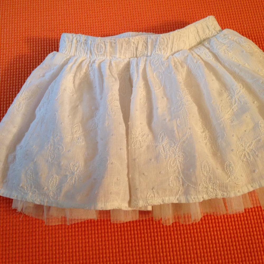 Genuine Kids Oshkosh skirt