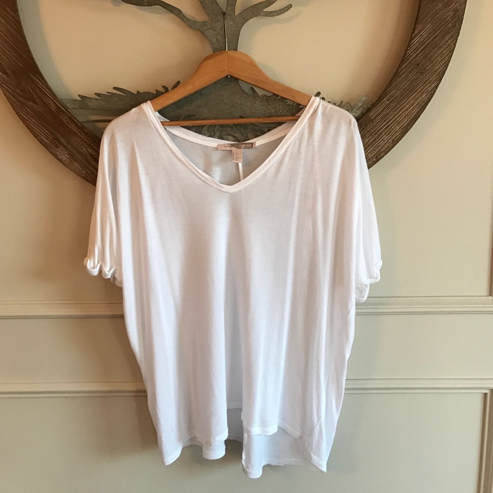 Boxy white t-shirt, size S