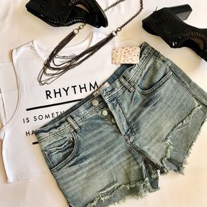Free People Denim Short NWT (Size 27)