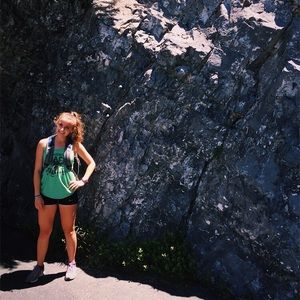 Meet your Posher, Elaina