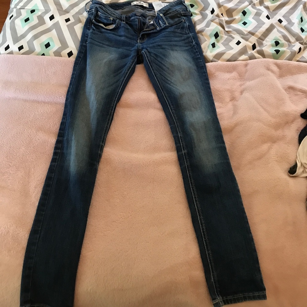 Hollister skinny blue jeans