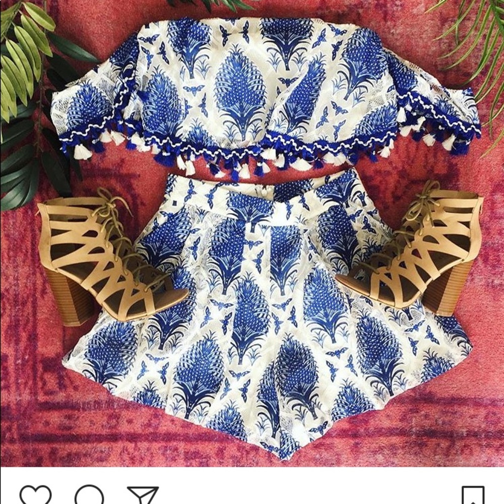 Vestique 2 piece set! Stunning & Stylish BNWT's