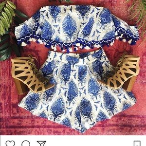 Vestique 2 piece set! Stunning & Stylish BNWT's