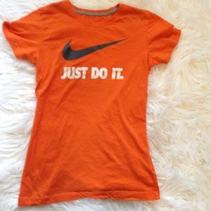 Nike boys orange just do it tee Sz Medium