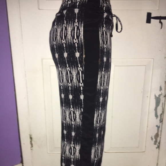 Black and white flow pants - Picture 2 of 4