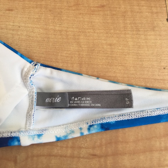 NWOT, never worn. Swimsuit top - Picture 4 of 4