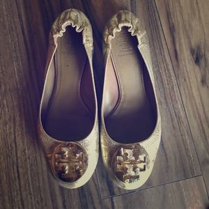 Size 9 Tory Burch gold Reva flat