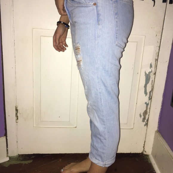Light wash Zara Boyfriend jeans - Picture 3 of 4
