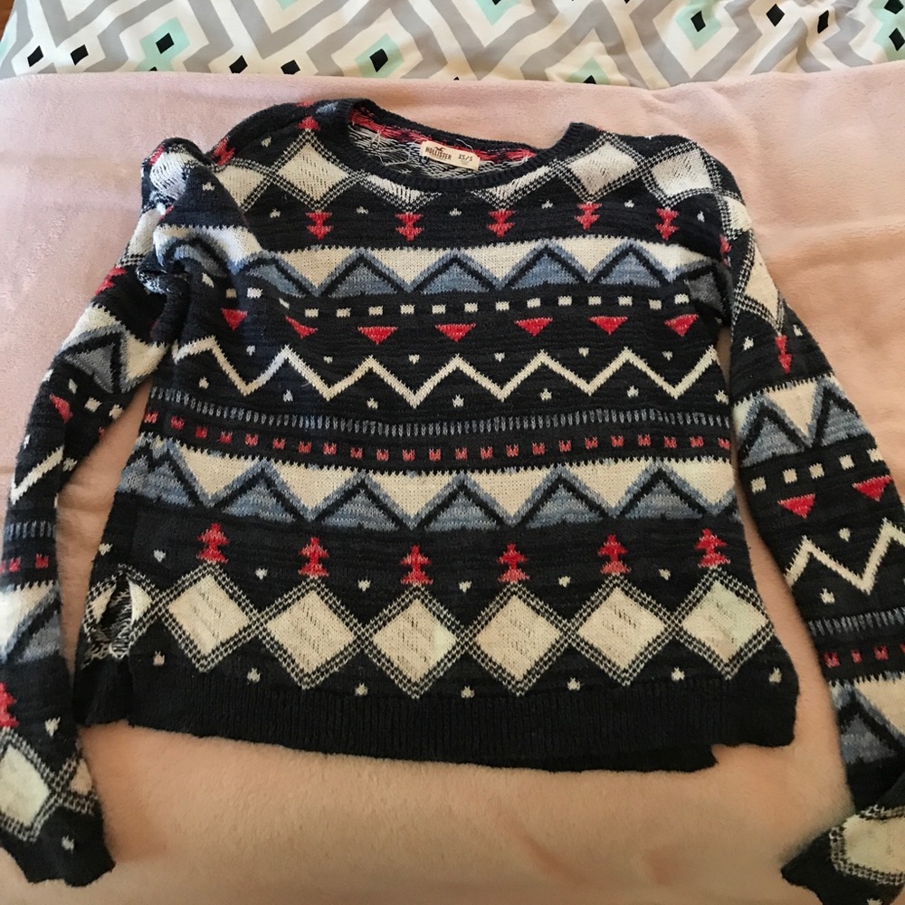 Hollister sweater