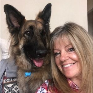 Meet your Posher, Shelly