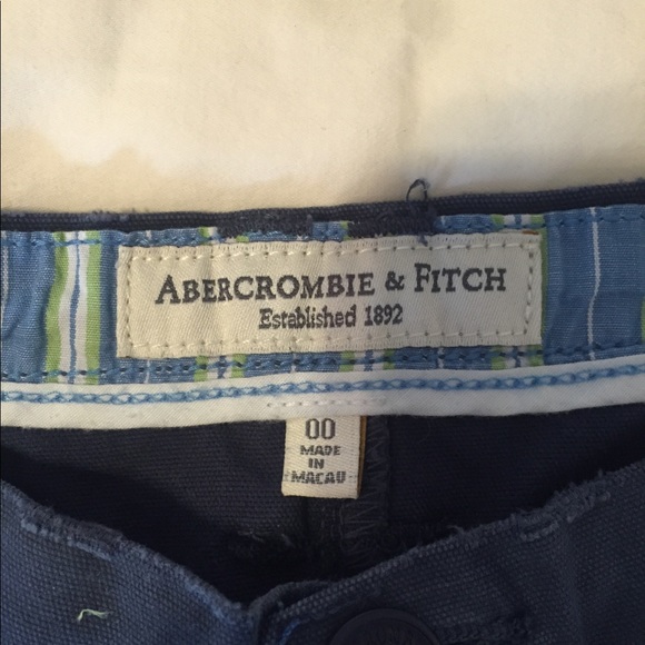 Abercrombie & Fitch shorts size 00 - Picture 2 of 3