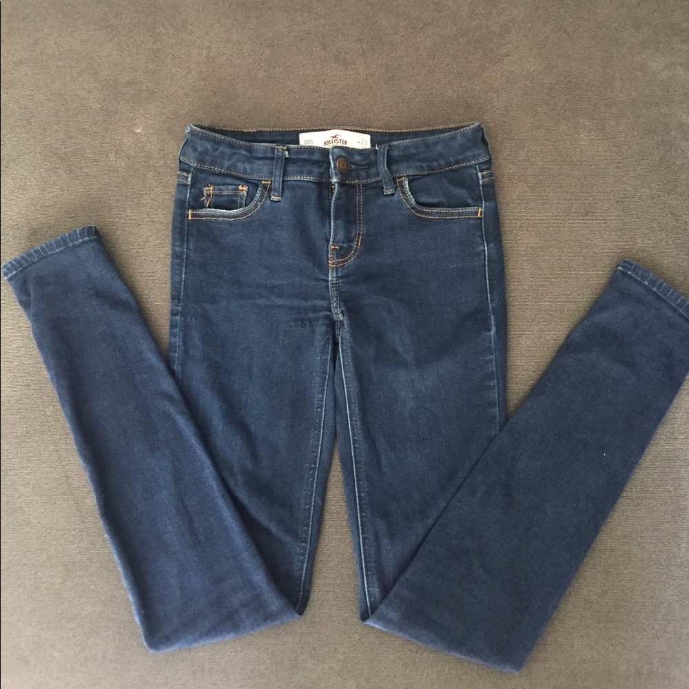 Hollister - Low Rise Dark Wash Jeans