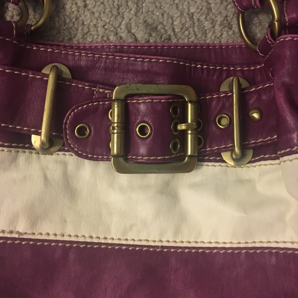 Handbag - Picture 2 of 5