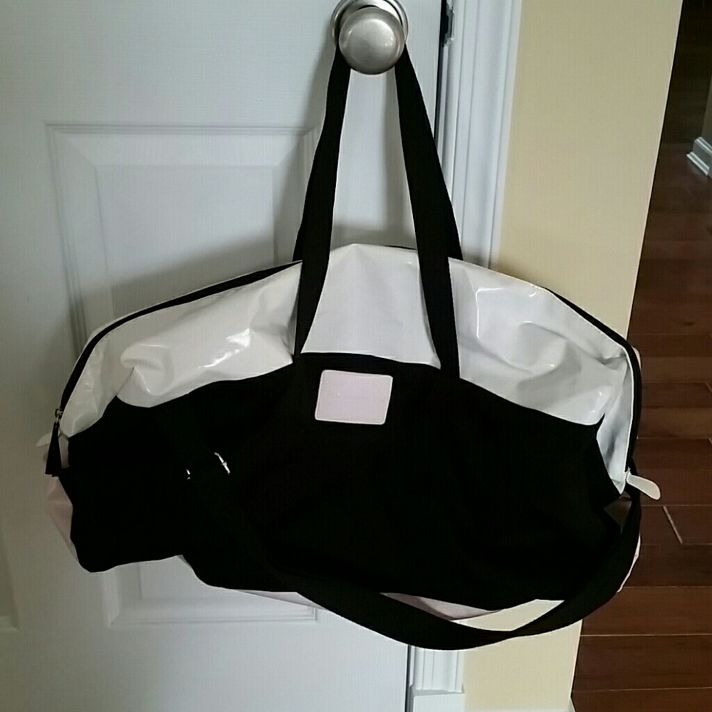 Victoria secret gym/overnight bag