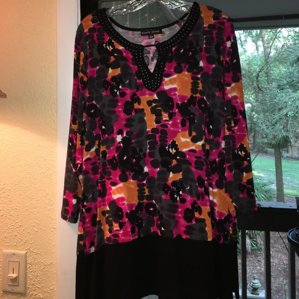 Never worn! Classy dressy shirt. Large