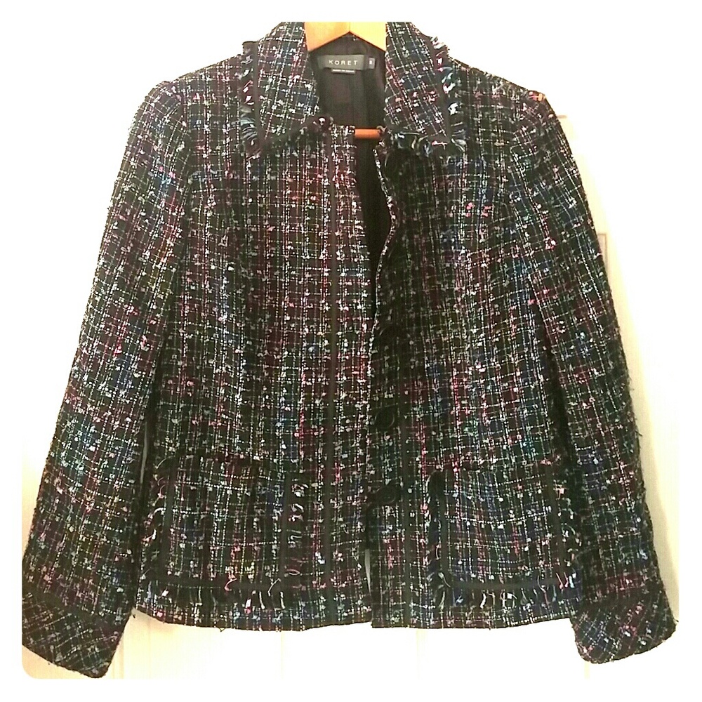 Ladies collared jacket