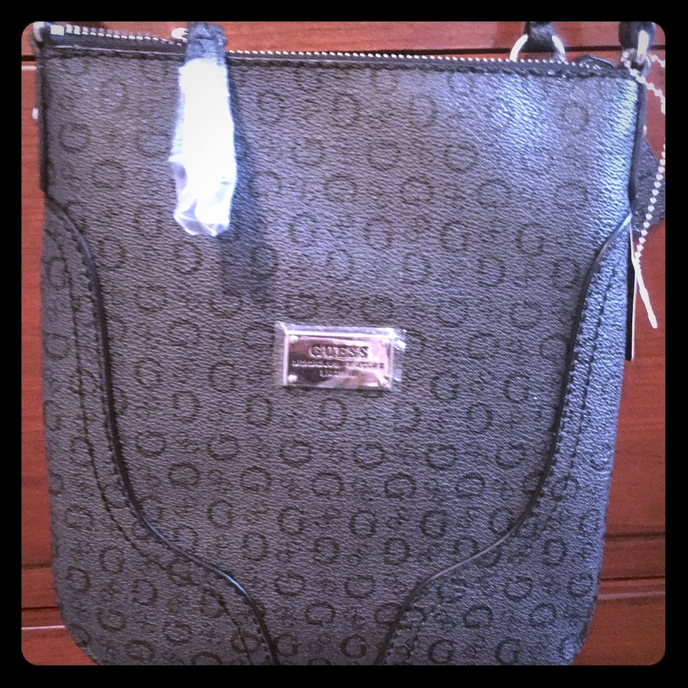 Black cross body guess purse