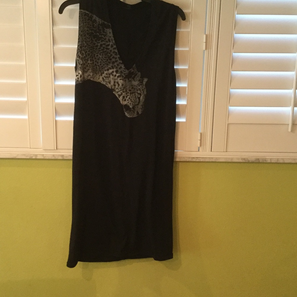 Summer dress with leopard face.