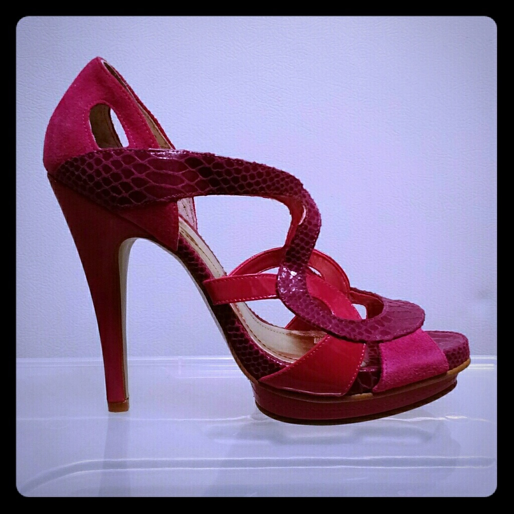 Hot pink stileto heels