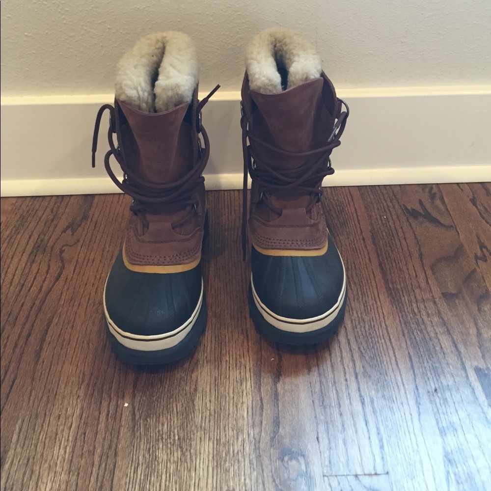 Sorel caribou boots