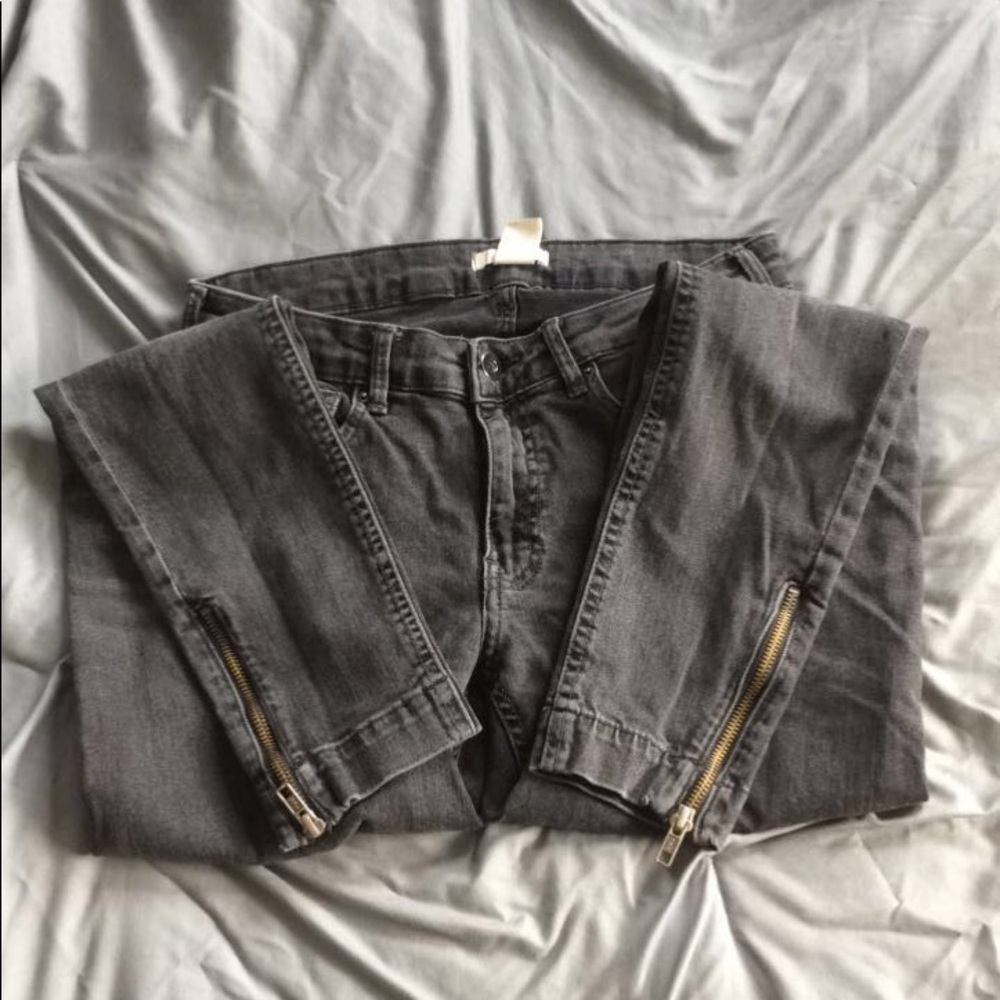 Ankle Jeans