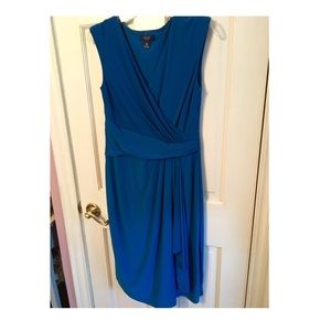 Classic and elegant formal dress. Great material