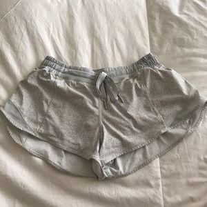 Lululemon Hotty Hot Short