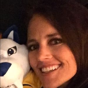 Meet your Posher, Cydney