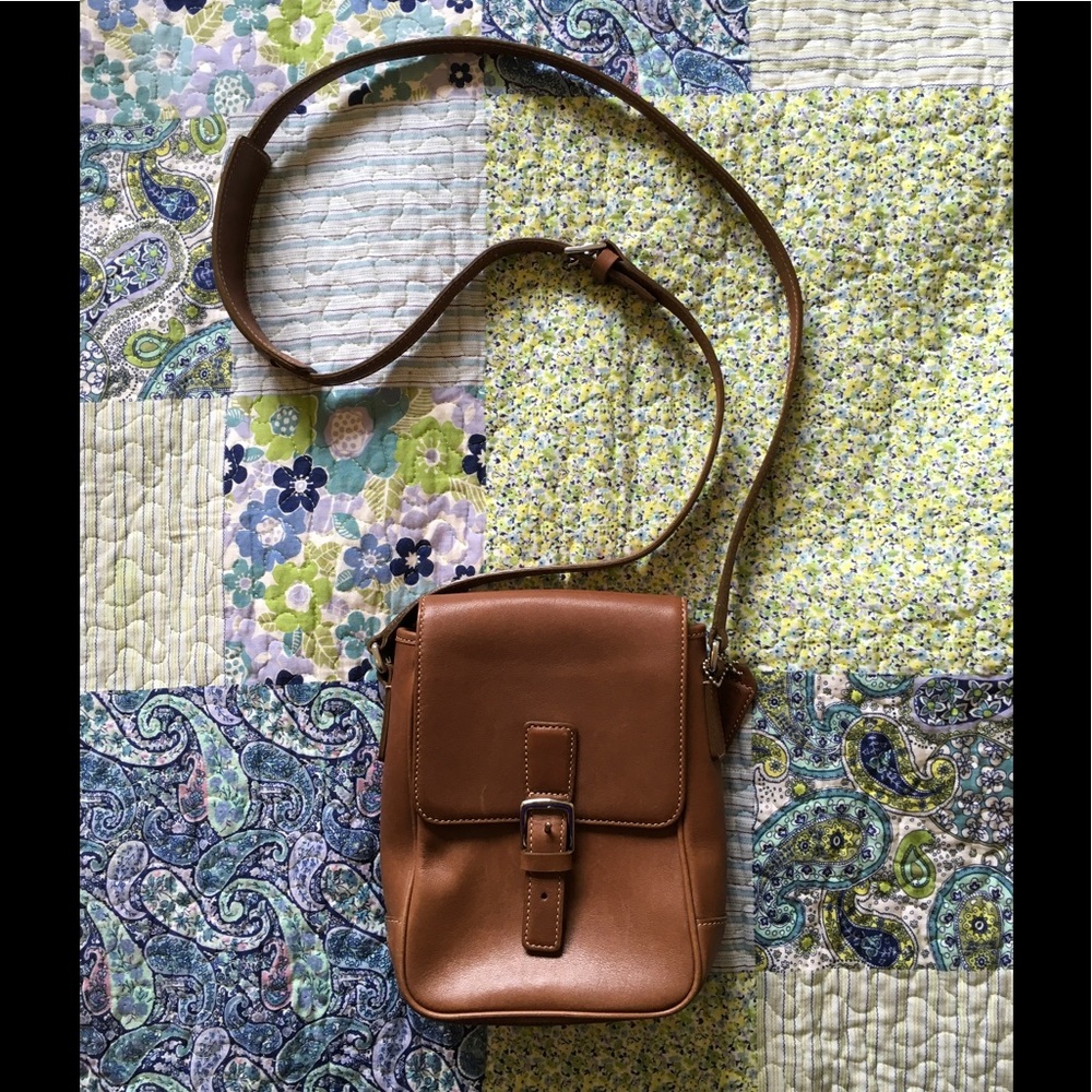 Vintage Coach Messenger Purse!