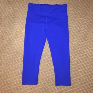 Fabletics cropped leggings
