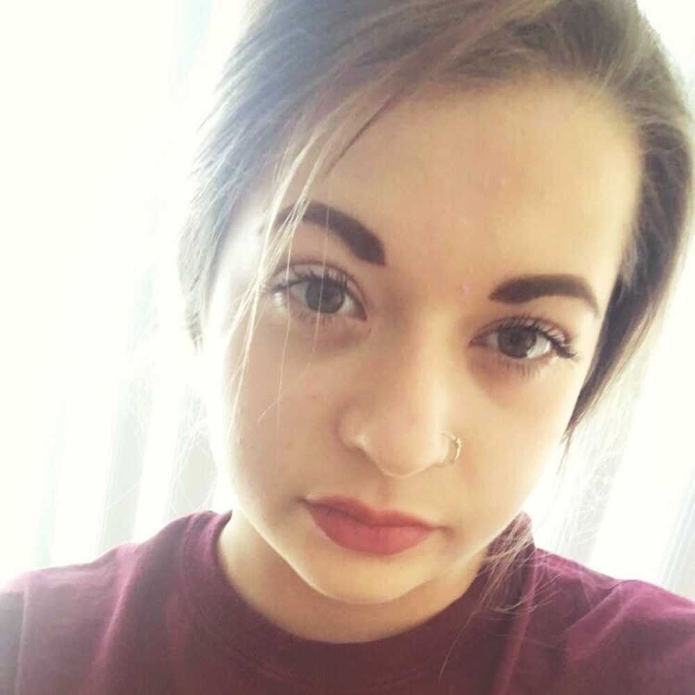 Meet your Posher, Brittney