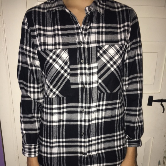 Black and white plaid tshirt dress - Picture 2 of 4