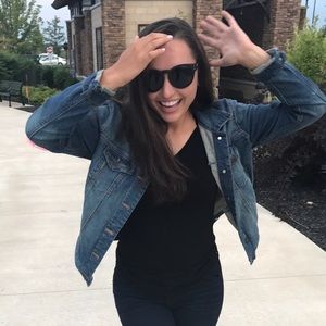 Meet your Posher, Meredith