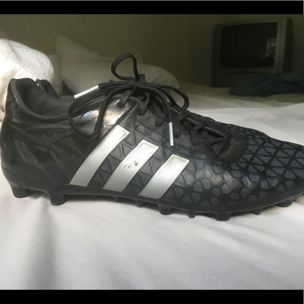 Unisex Adidas Soccer Cleats