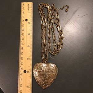 Gold heart necklace