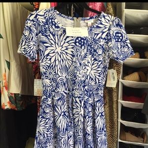 NWT Small Amelia