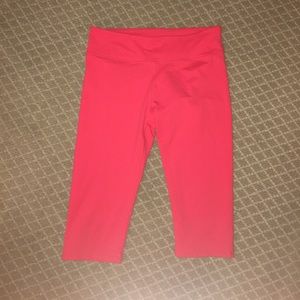 Fabletics cropped leggings