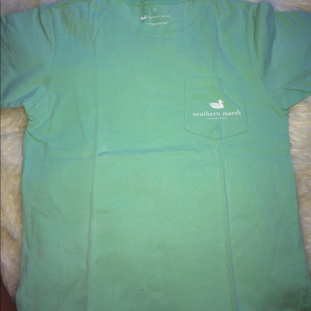 Mint Southern Marsh tee with a fish on the back