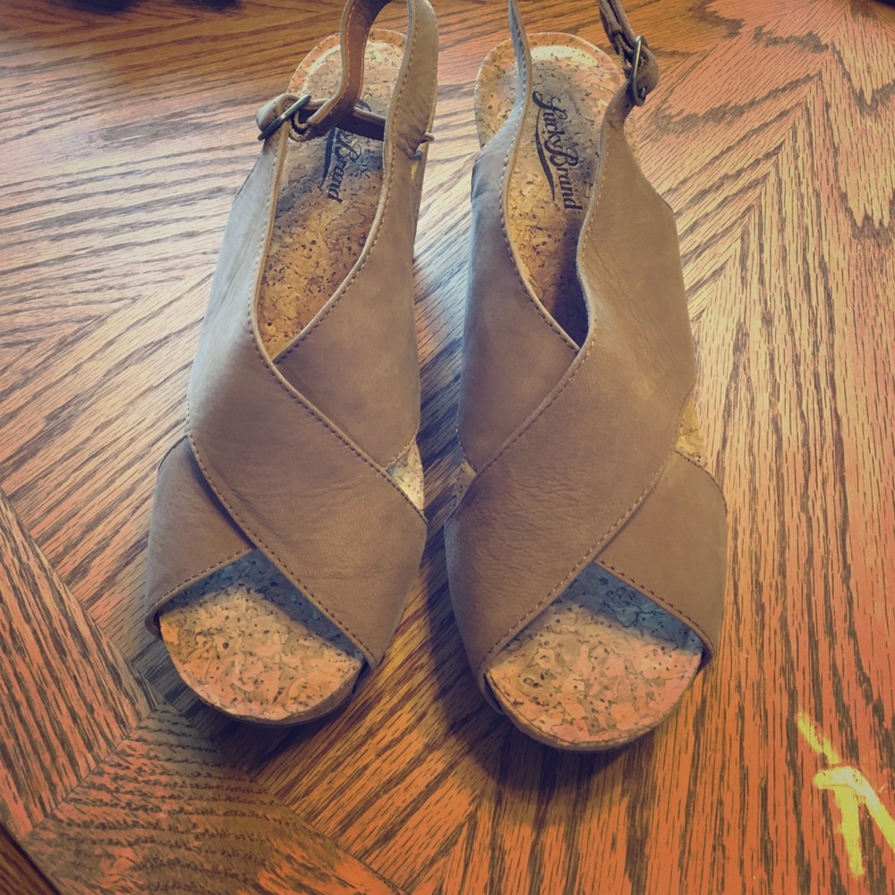 Lucky brand wedges!!