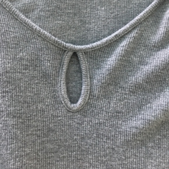 gray long sleeve - Picture 3 of 3