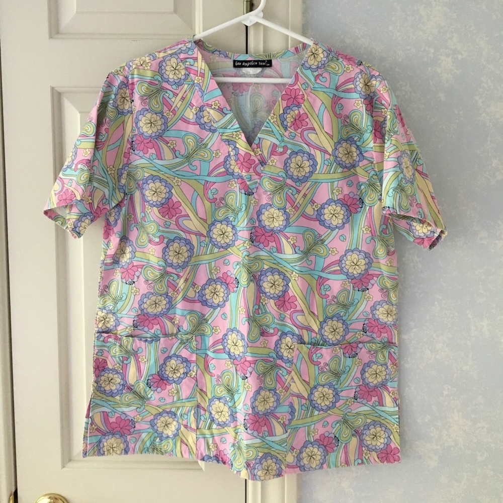 Scrub top