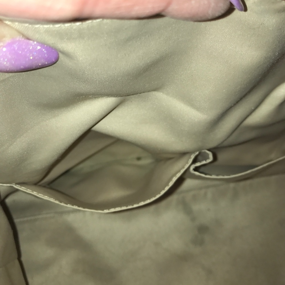 Large Cherry Coach Satchel - Picture 8 of 8