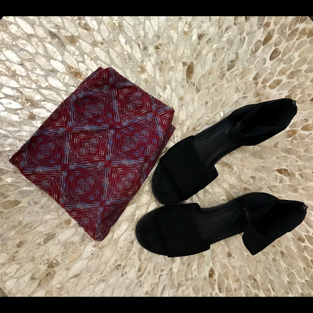 OS LulaRoe Leggings $15